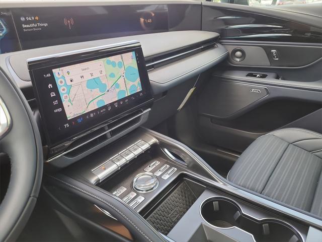new 2025 Lincoln Nautilus car, priced at $64,824