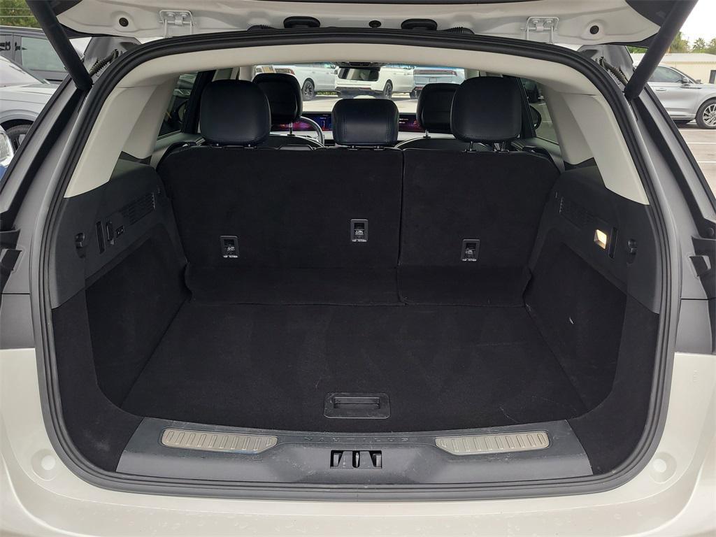 used 2024 Lincoln Nautilus car, priced at $51,498