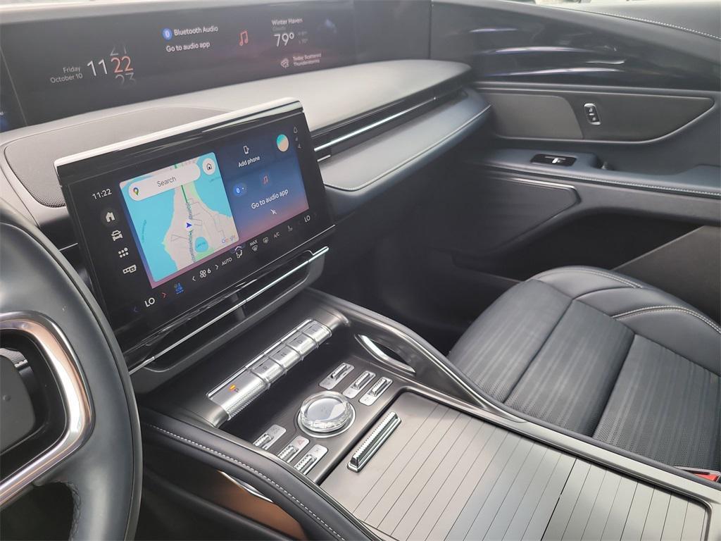 used 2024 Lincoln Nautilus car, priced at $51,498
