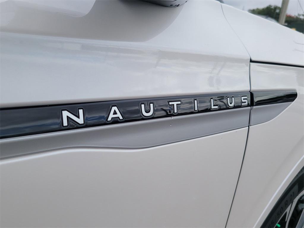 used 2024 Lincoln Nautilus car, priced at $51,498