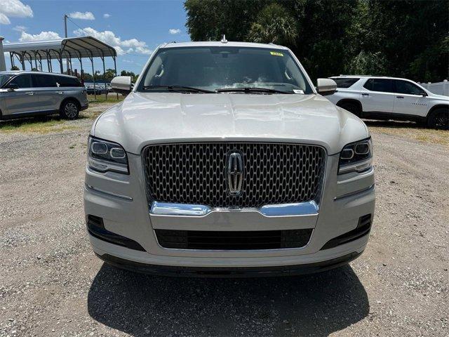 new 2024 Lincoln Navigator L car