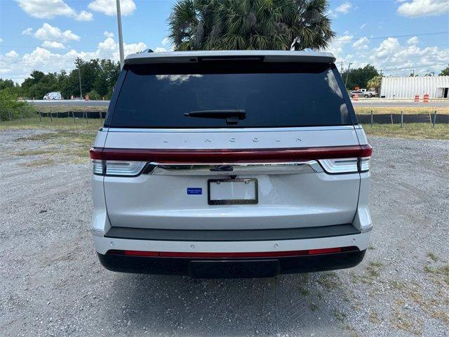 new 2024 Lincoln Navigator L car