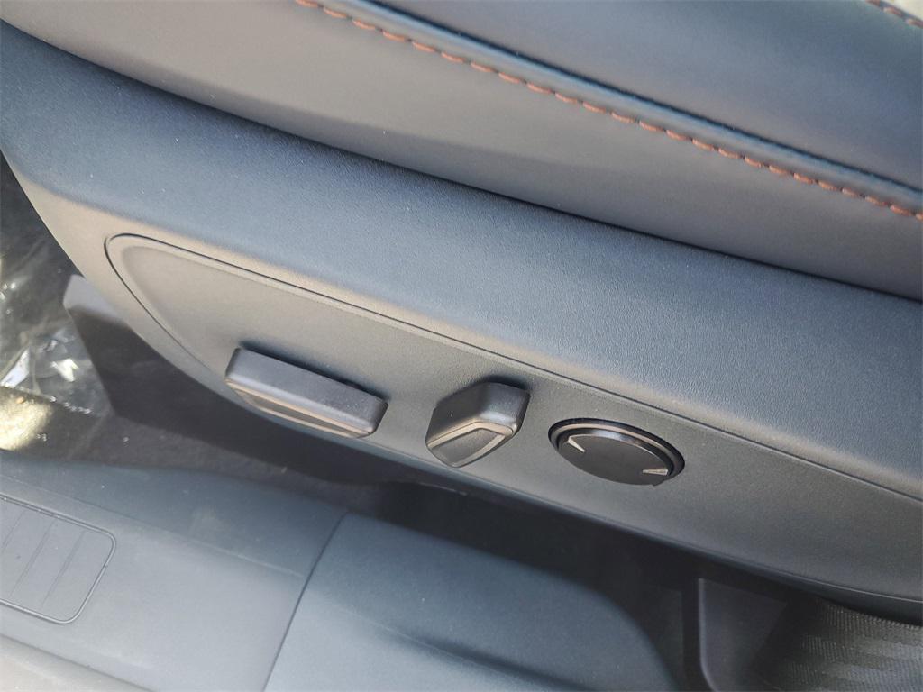 new 2025 Ford Maverick car, priced at $35,307