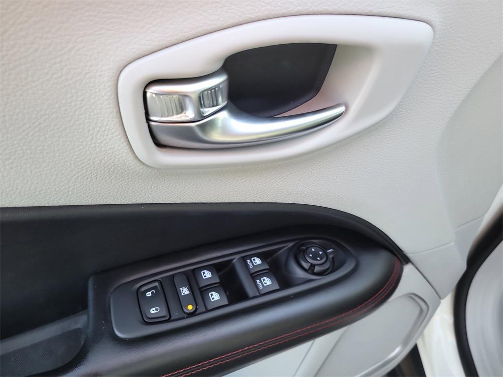 used 2019 Jeep Compass car, priced at $17,021