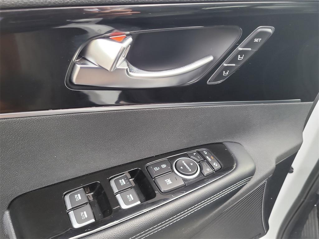 used 2018 Kia Sorento car, priced at $17,995