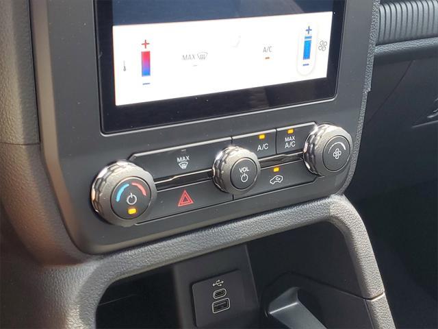 new 2025 Ford Ranger car, priced at $33,602