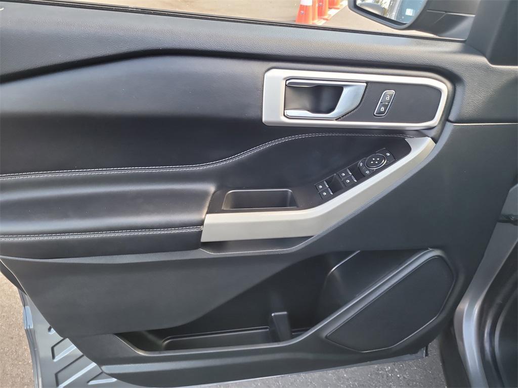 used 2022 Ford Explorer car, priced at $19,977