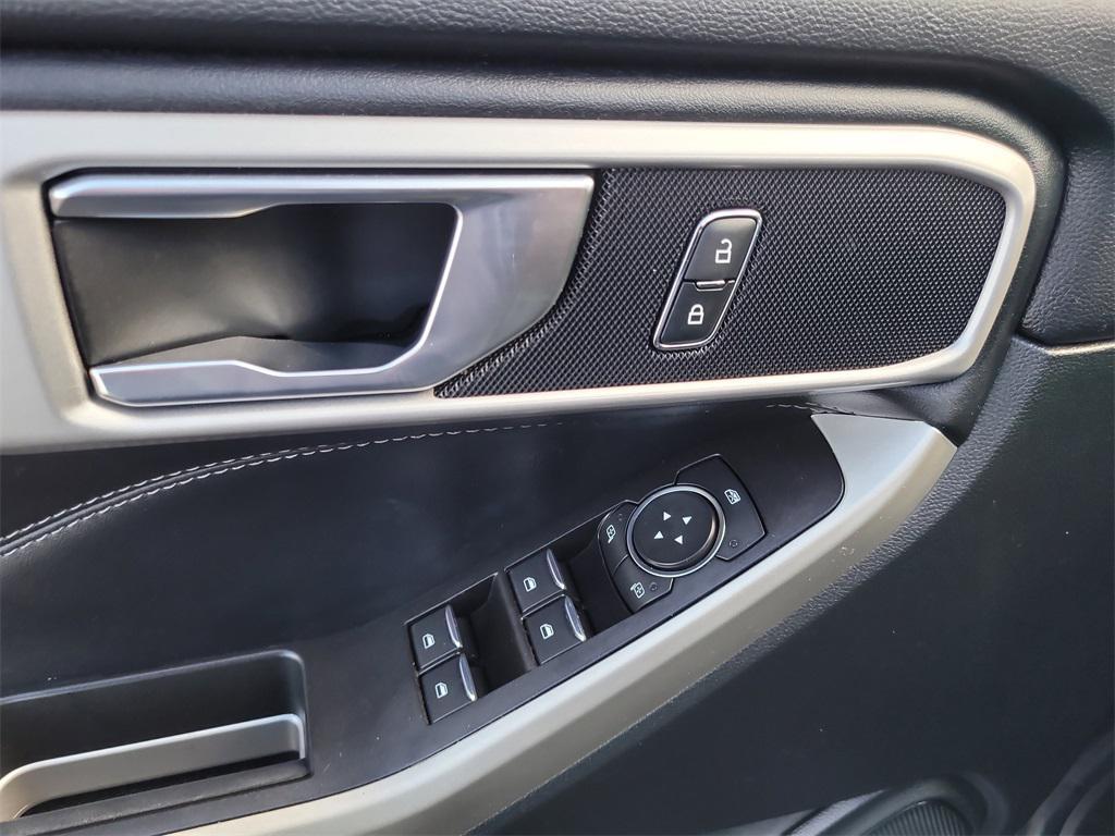 used 2022 Ford Explorer car, priced at $19,977