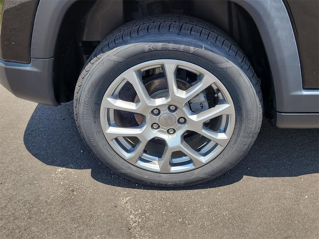 used 2022 Jeep Compass car, priced at $19,995