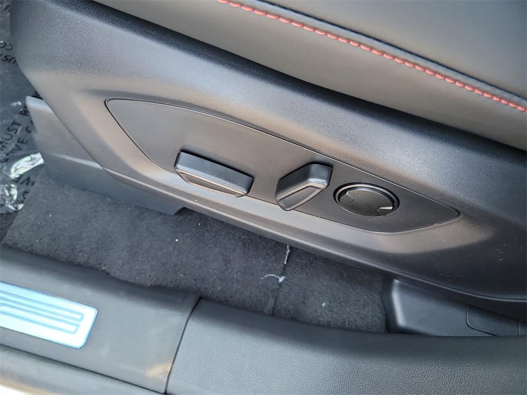 new 2025 Ford Explorer car, priced at $47,868