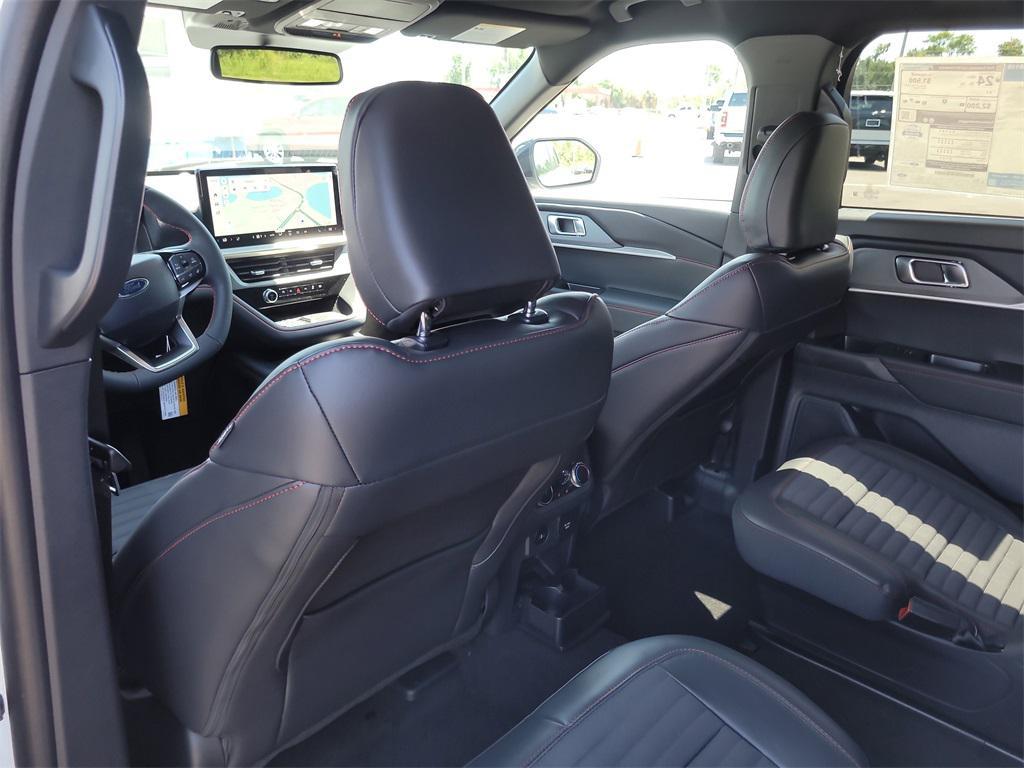 new 2025 Ford Explorer car, priced at $47,868