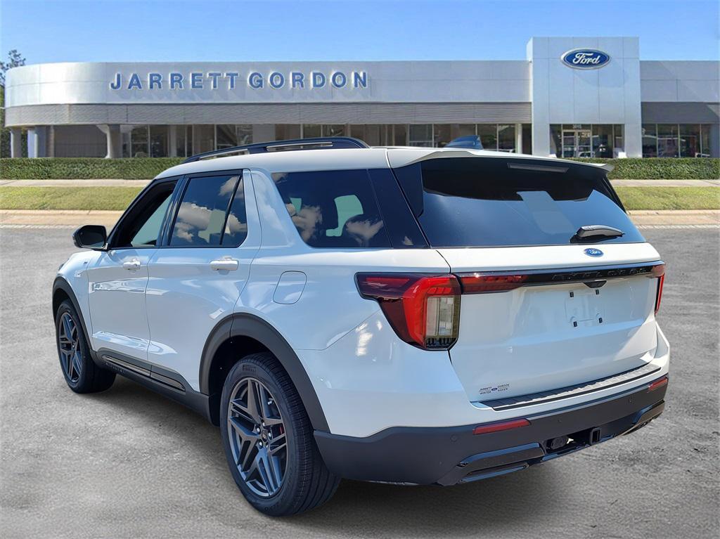 new 2025 Ford Explorer car, priced at $47,868