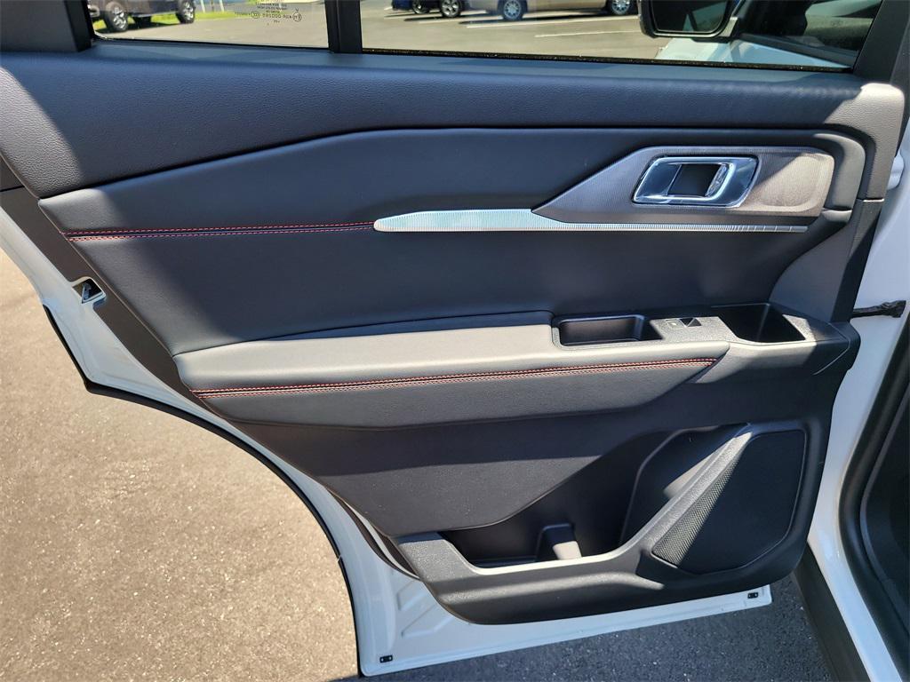 new 2025 Ford Explorer car, priced at $47,868