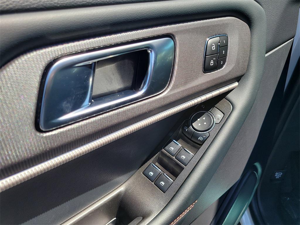 new 2025 Ford Explorer car, priced at $47,868