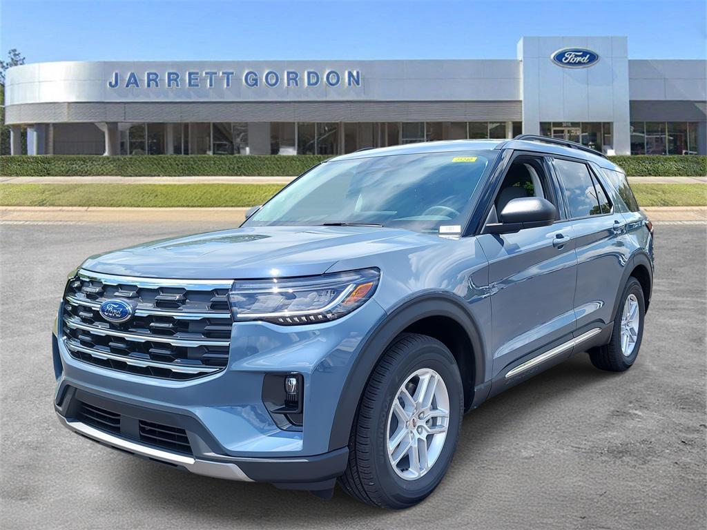 new 2025 Ford Explorer car, priced at $40,967