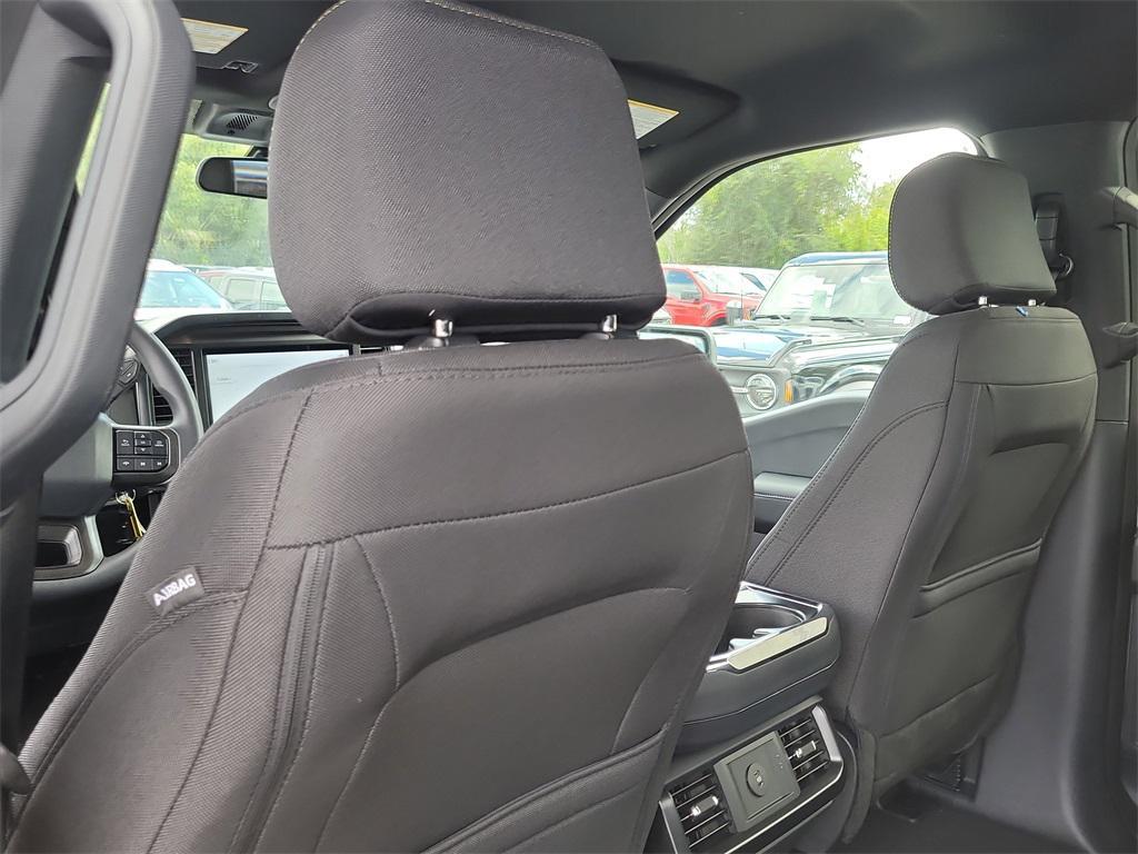 new 2025 Ford F-150 car, priced at $52,395