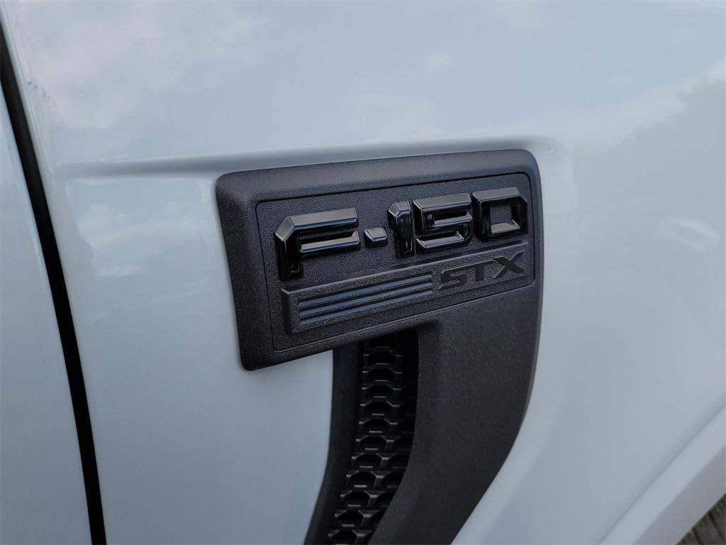 new 2025 Ford F-150 car, priced at $52,395