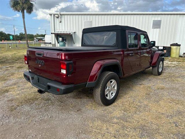 used 2021 Jeep Gladiator car, priced at $32,158