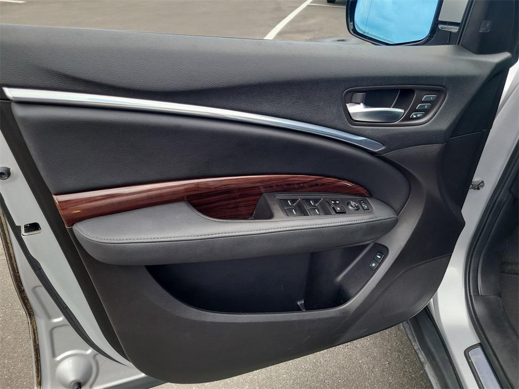 used 2015 Acura MDX car, priced at $16,750
