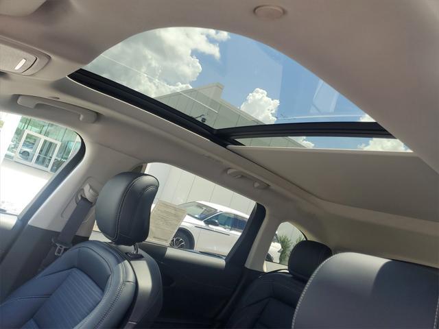 new 2025 Lincoln Nautilus car, priced at $61,877