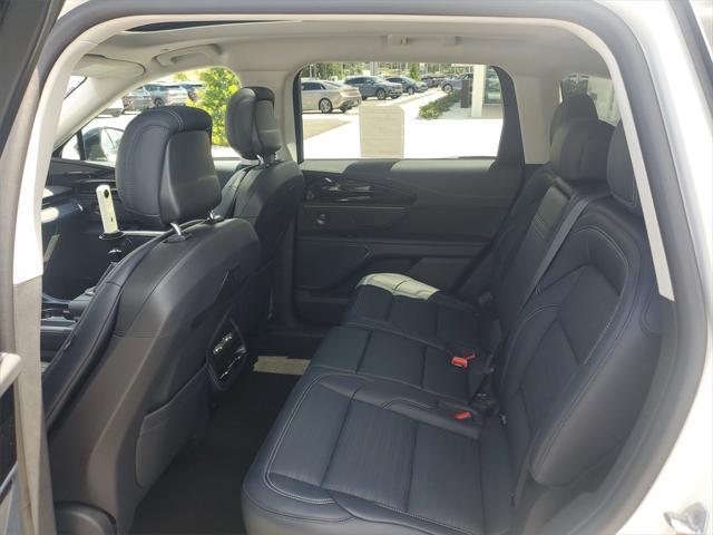 new 2025 Lincoln Nautilus car, priced at $61,877