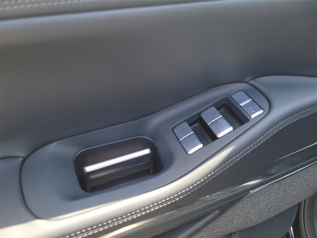 new 2025 Lincoln Navigator car, priced at $104,822