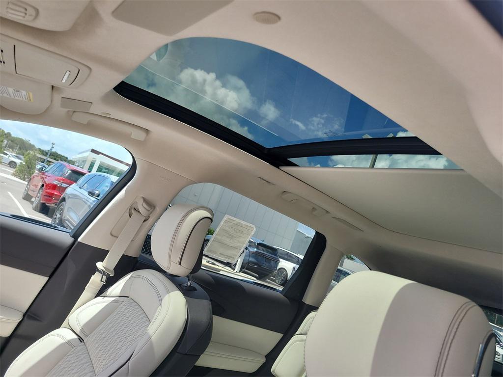 new 2025 Lincoln Nautilus car, priced at $81,475