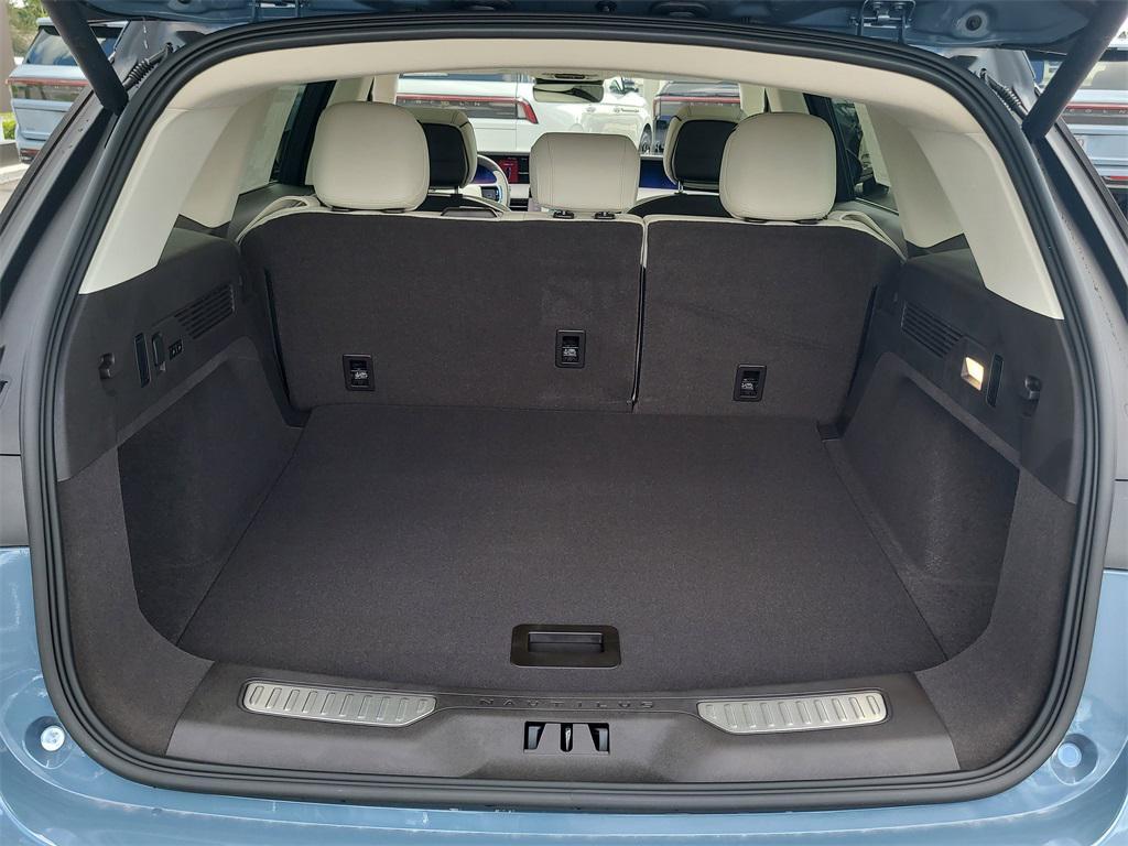 new 2025 Lincoln Nautilus car, priced at $81,475