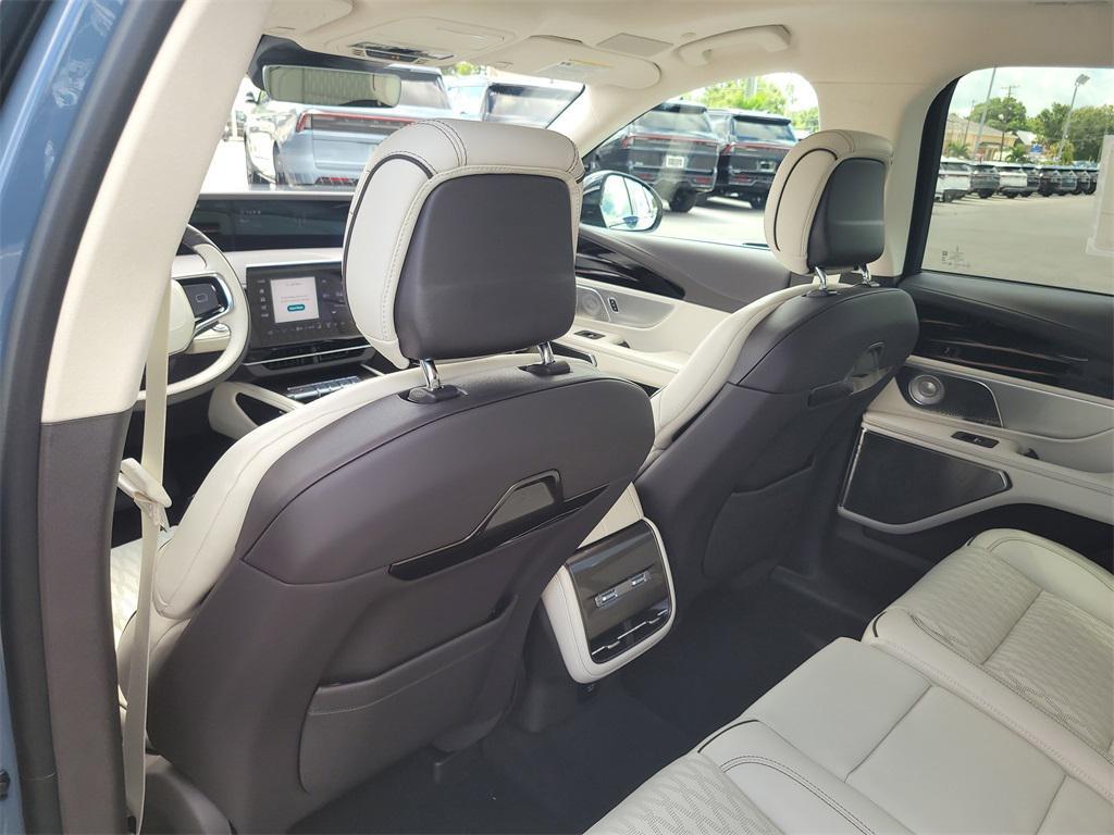 new 2025 Lincoln Nautilus car, priced at $81,475
