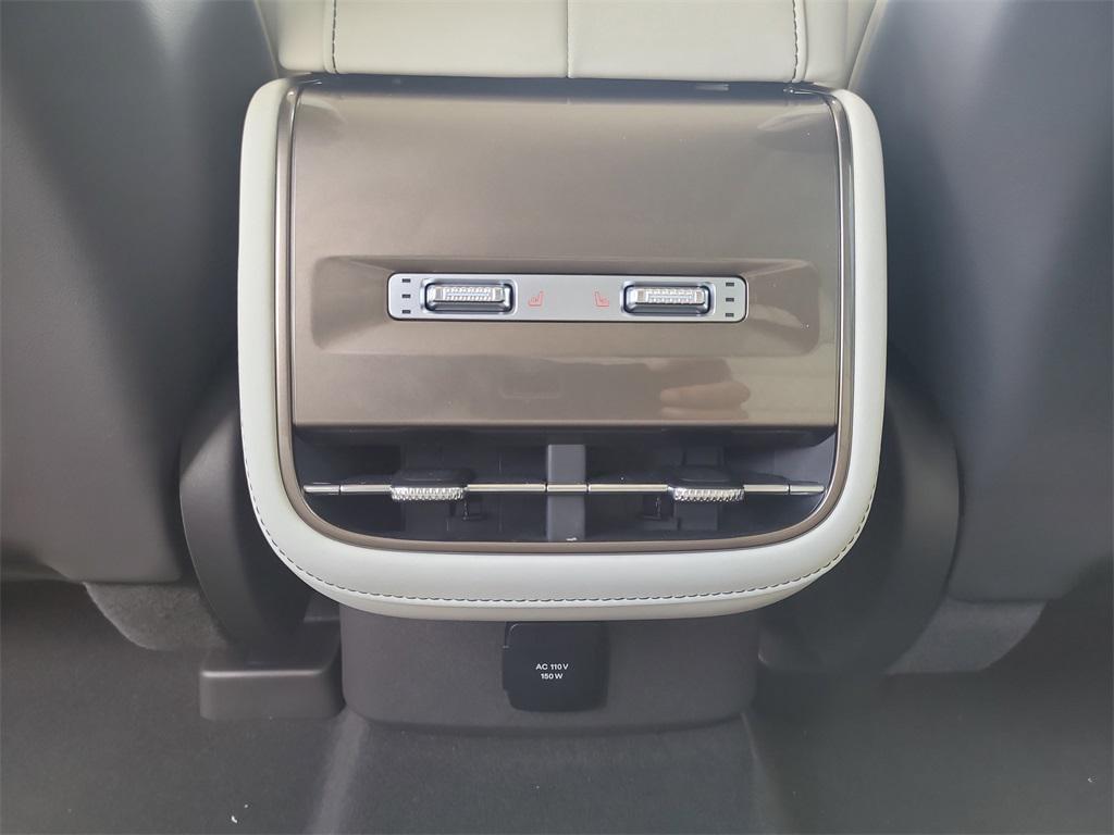new 2025 Lincoln Nautilus car, priced at $81,475