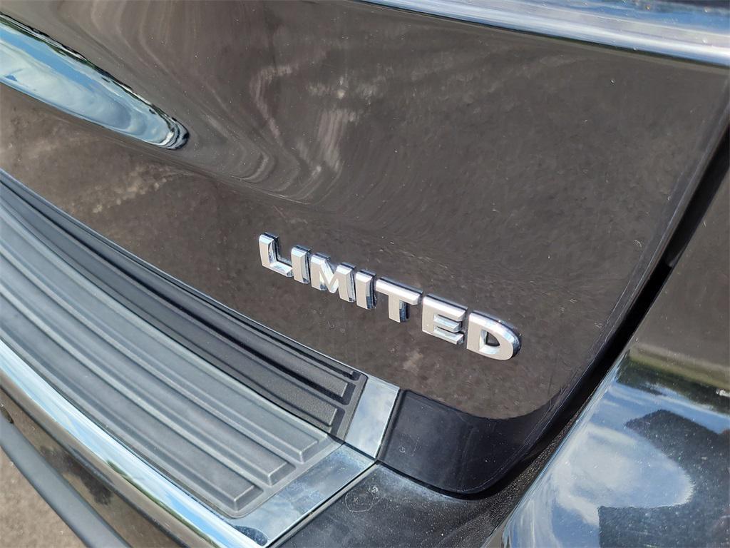 used 2019 Jeep Grand Cherokee car, priced at $17,987