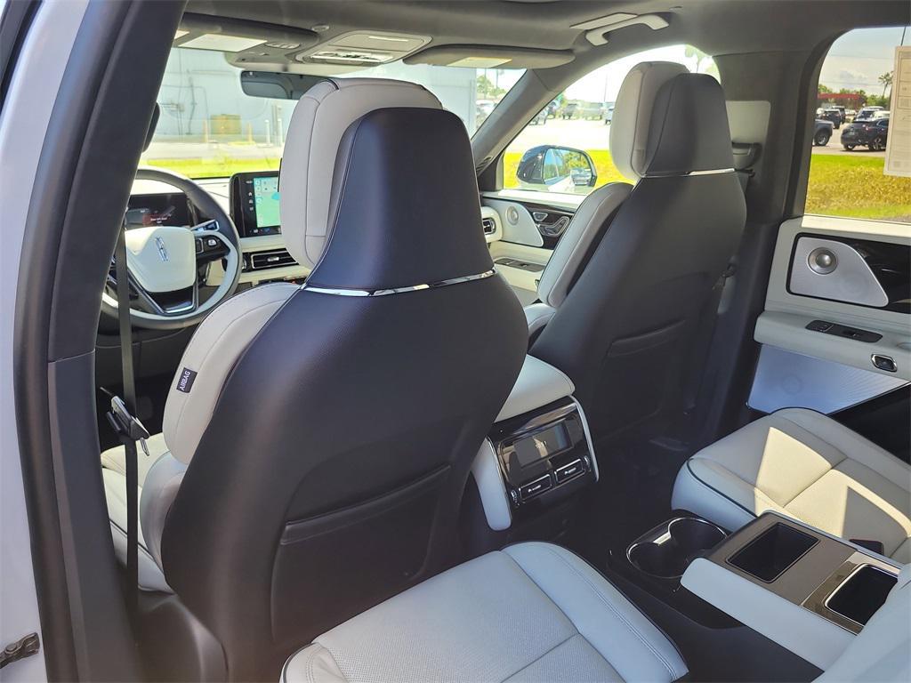 new 2025 Lincoln Aviator car, priced at $93,220