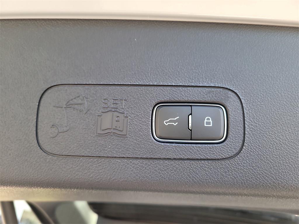 new 2025 Lincoln Aviator car, priced at $93,220