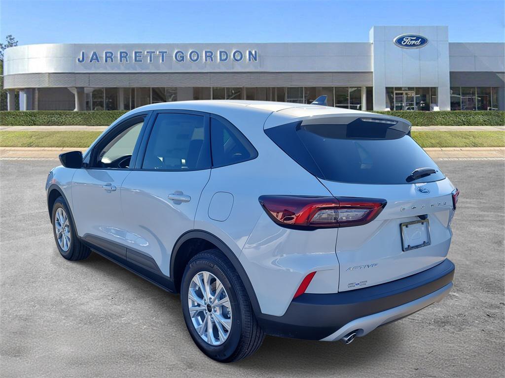new 2026 Ford Escape car, priced at $28,021