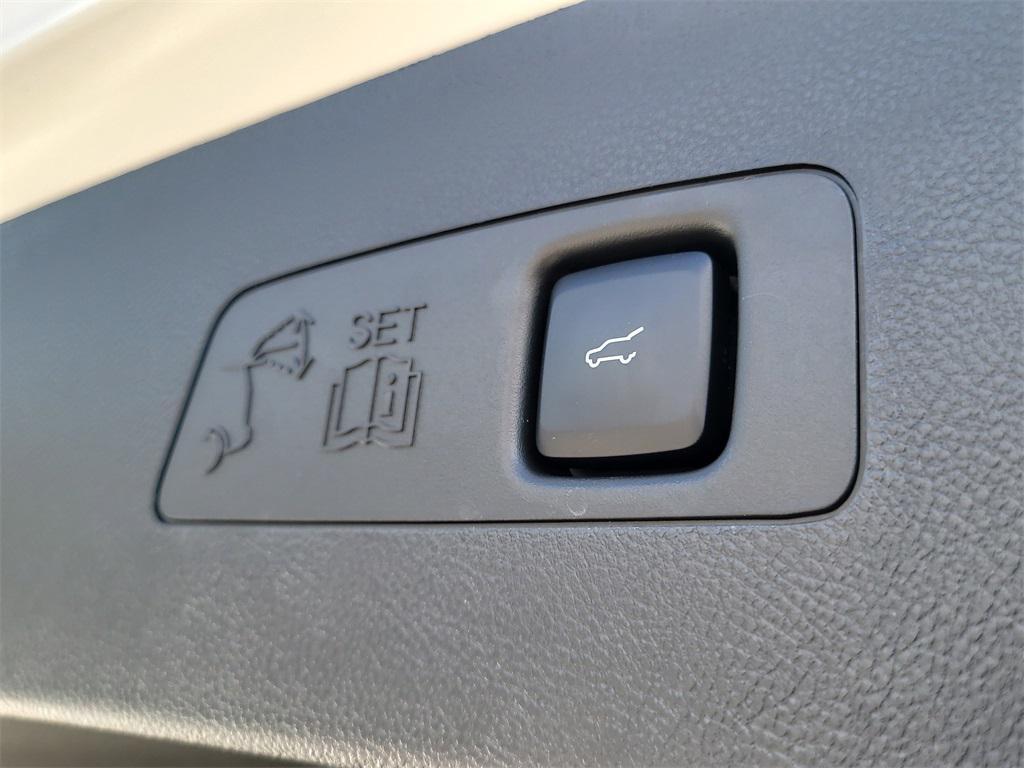 new 2025 Lincoln Corsair car, priced at $40,469