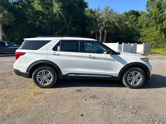 new 2024 Ford Explorer car, priced at $43,582