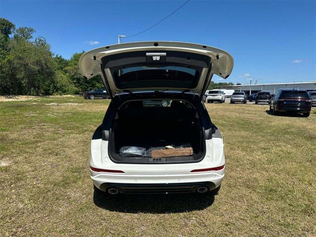 new 2024 Lincoln Corsair car