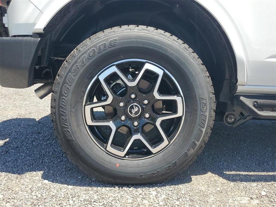 new 2024 Ford Bronco car, priced at $51,263