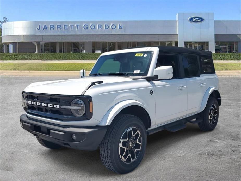 new 2024 Ford Bronco car, priced at $51,263