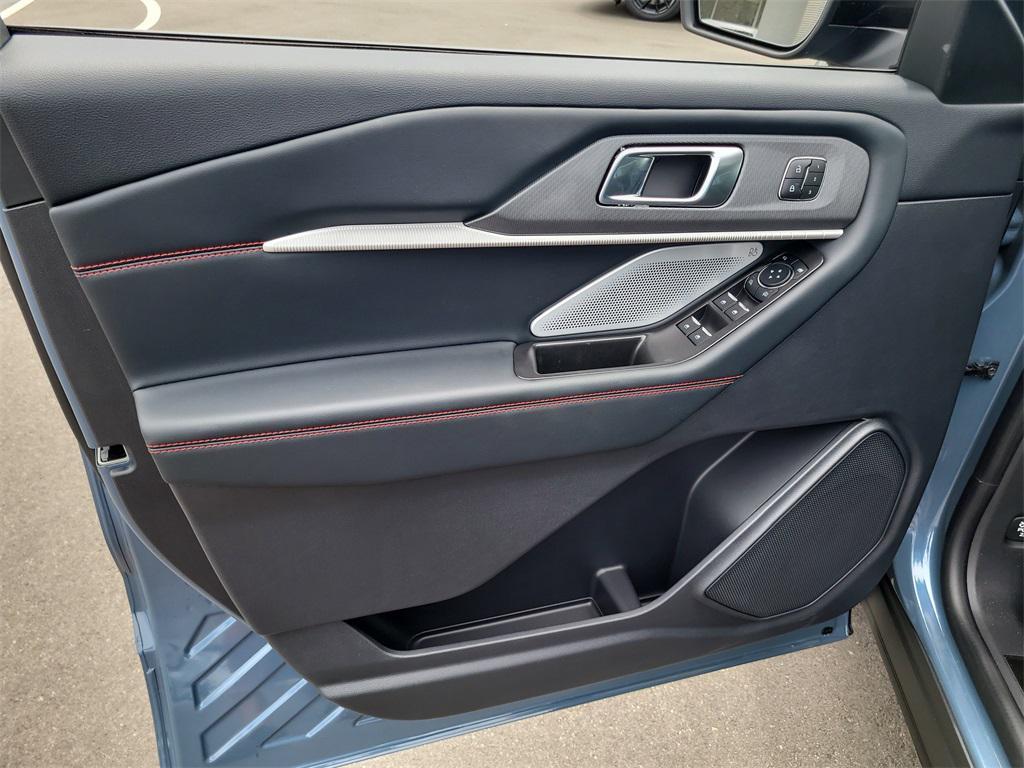 new 2025 Ford Explorer car, priced at $54,629