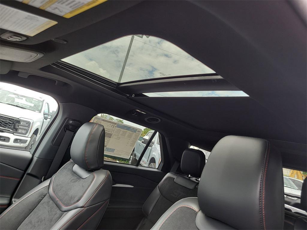 new 2025 Ford Explorer car, priced at $54,629