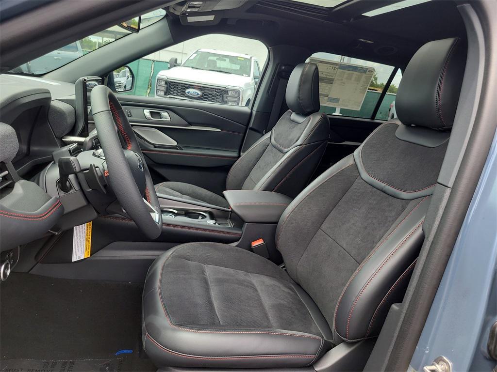 new 2025 Ford Explorer car, priced at $54,629