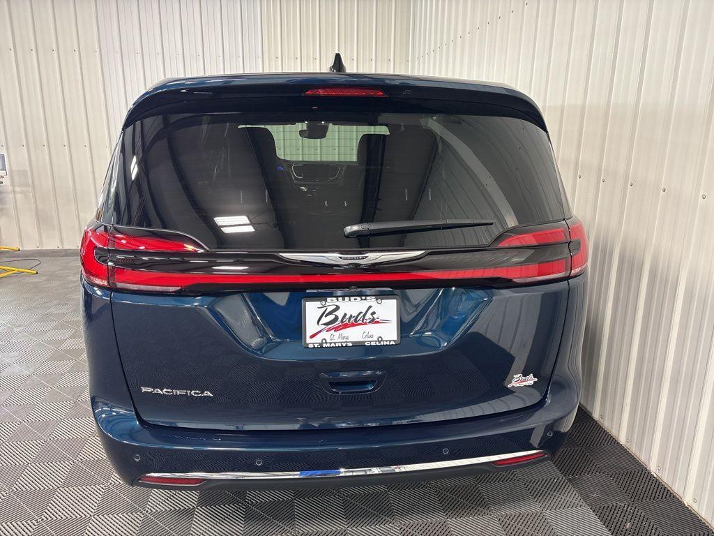 new 2025 Chrysler Pacifica car, priced at $43,114
