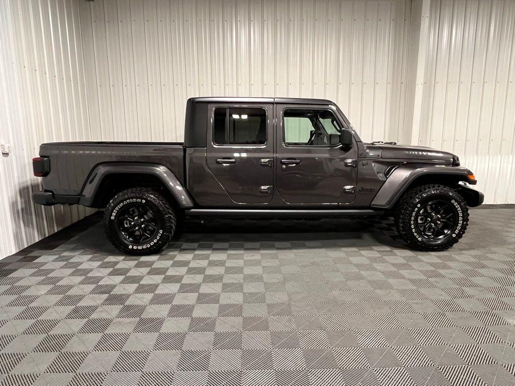 new 2024 Jeep Gladiator car, priced at $49,308