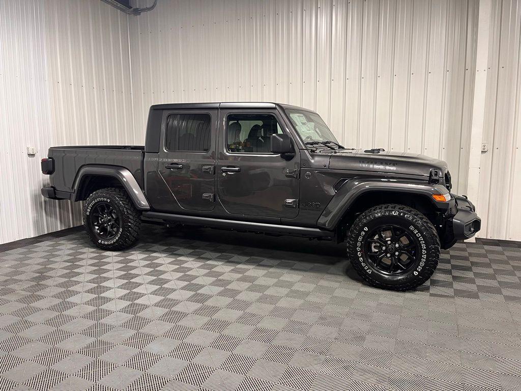 new 2024 Jeep Gladiator car, priced at $49,308