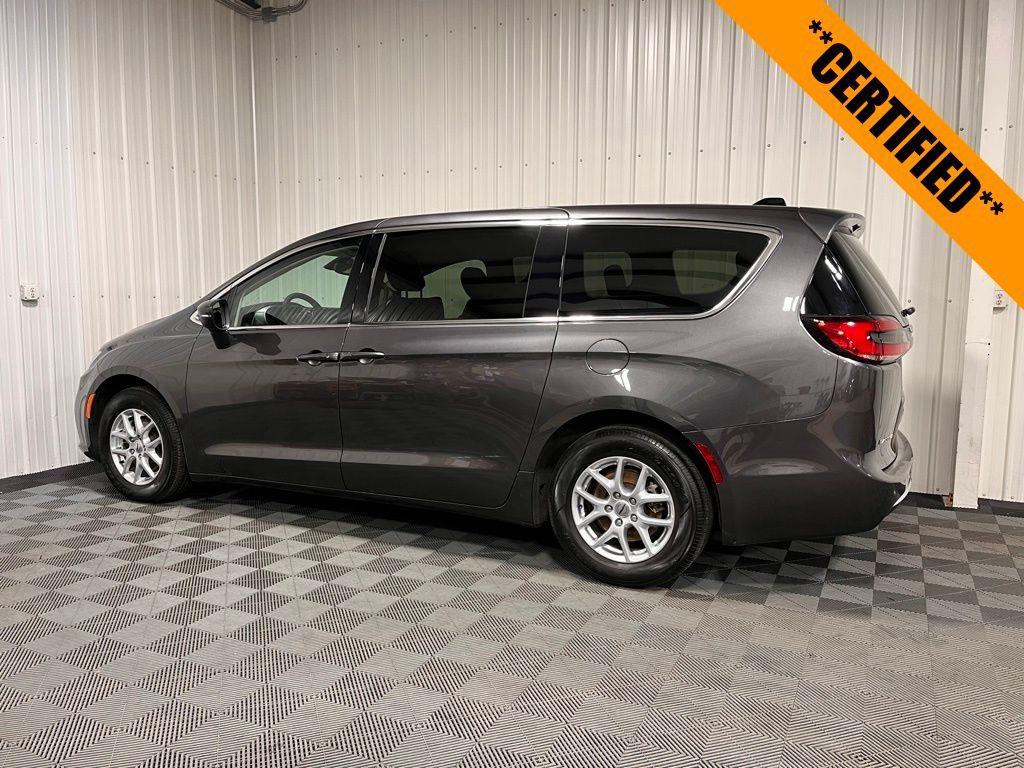 used 2023 Chrysler Pacifica car, priced at $27,999