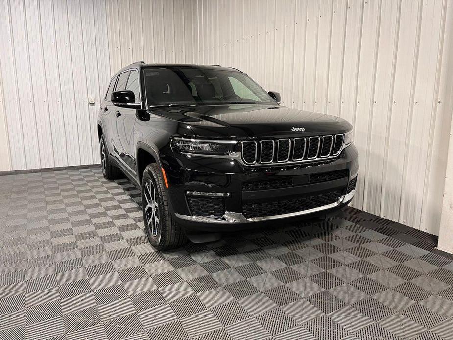 new 2025 Jeep Grand Cherokee L car, priced at $52,905