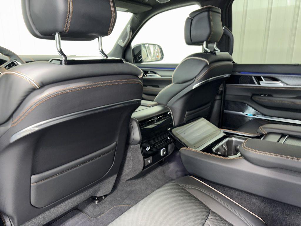 new 2025 Jeep Grand Wagoneer car, priced at $109,804
