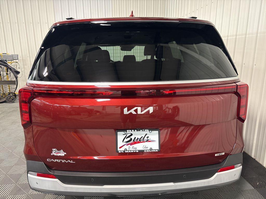 used 2025 Kia Carnival Hybrid car, priced at $41,800