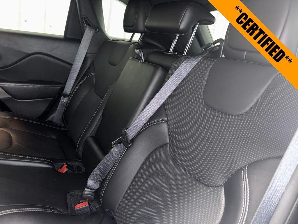 used 2021 Jeep Cherokee car, priced at $25,739